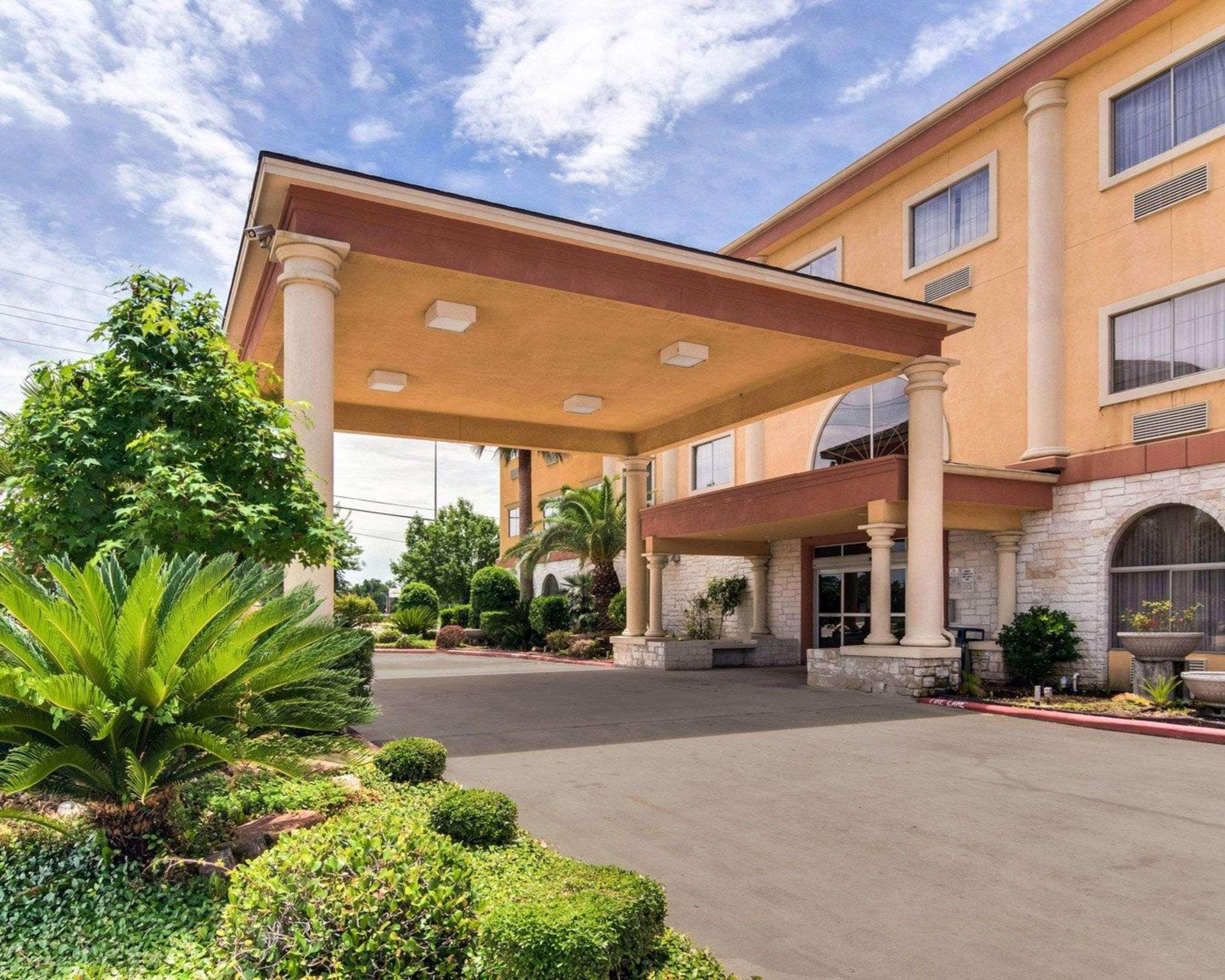 Comfort Suites Kingwood Houston North Humble 59 Екстер'єр фото